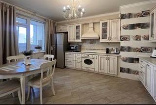 Продаж 3-кімнатної квартири біля метро Лівобережна