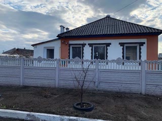 продам будинок