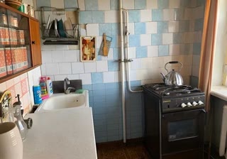 В продажу 3к квартира в жилому стані, Основа