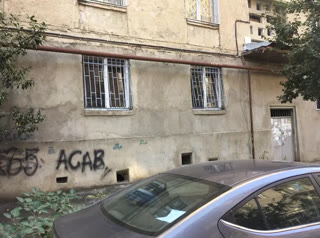ქირავდება უნივერსალური კომერციული ფართი საბურთალოზე