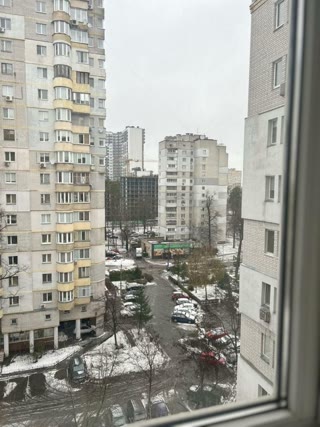 Продаж 3к з меблями і технікою на вул. Котельникова