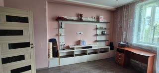 Продам 2-х кімнатну квартиру в Індустріальному районі