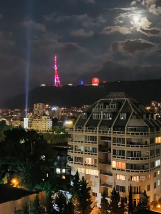 ქირავდება 2 ოთახიანი ბინა საბურთალოზე