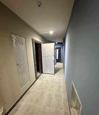 Продаж 3-кімнатної квартири в ЖК Зарічний біля метро Славутич