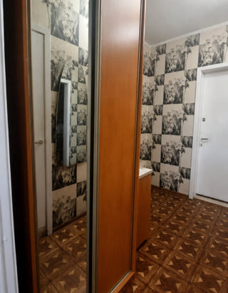 Продаж 1к квартири 35 кв. м на вул. Лук’янівська