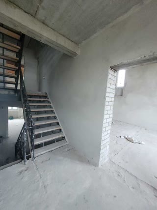 Будинок 480 м.кв. Караваєві дачі. +6.5 соток