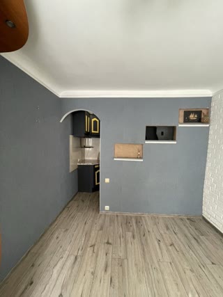 Продам гостинку м Армійська, Нові Будинки, Поруч з метро