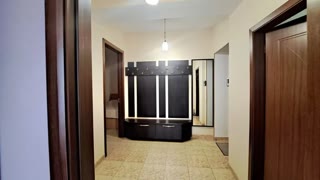 ქირავდება 2 ოთახიანი ბინა ვაკეში