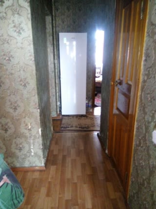 Продам 4-х ком квартиру Центр