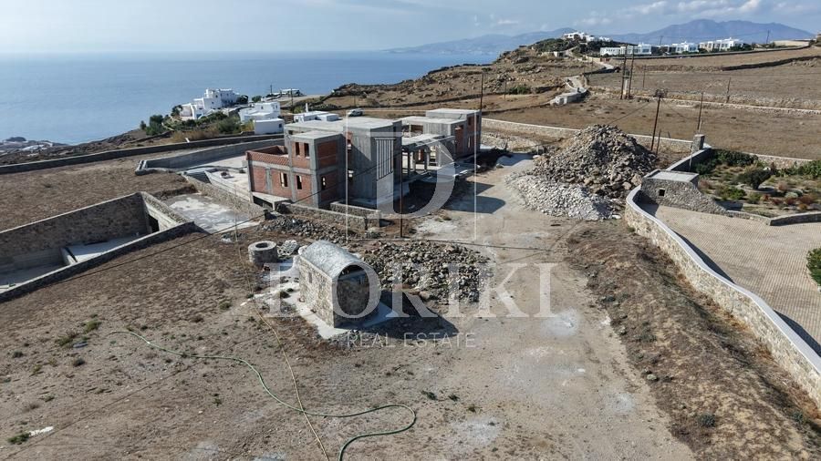 299 m² Detached House