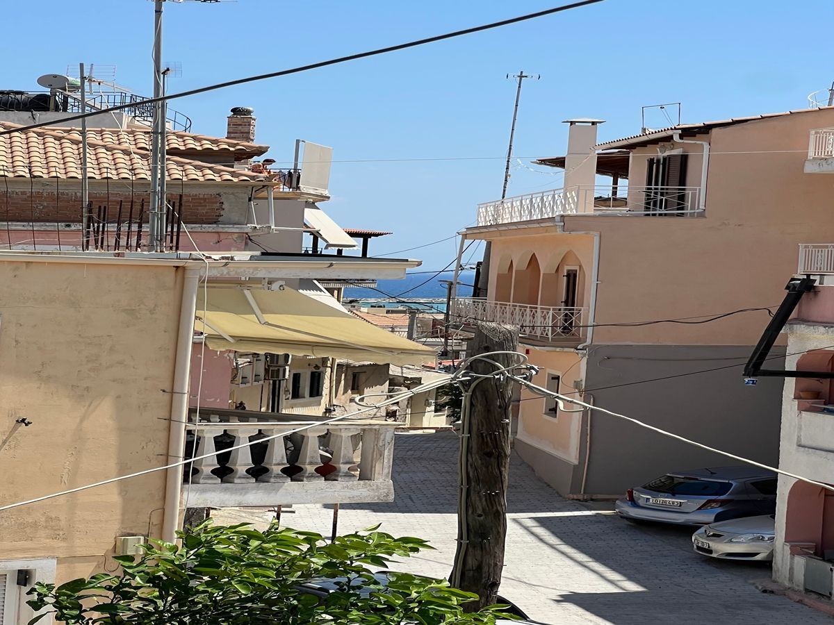 Μονοκατοικία 83τ.μ.