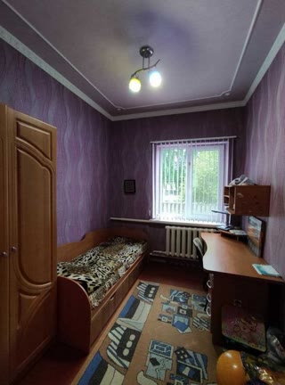 продам великий сімейний будинок в