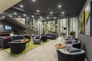 67 room hotel for rent in Mtatsminda