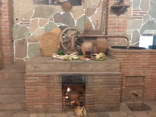 იყიდება კვების ობიექტი ლილოში