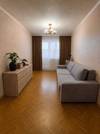 Продам 2к квартиру Салтовка, 607мкр-н