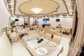 Commercial building 11000 m2 Moskovsky Avenue