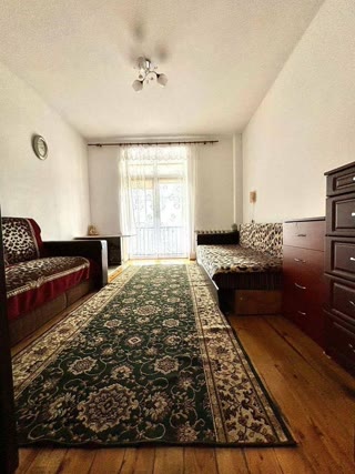 Продаж 2к квартири, Дніпровський район, пр-т Леоніда Каденюка