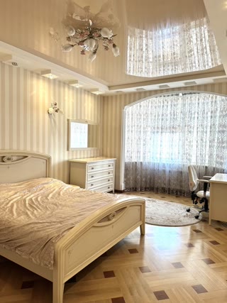 Продається 4-к квартира Святошинський р-н
