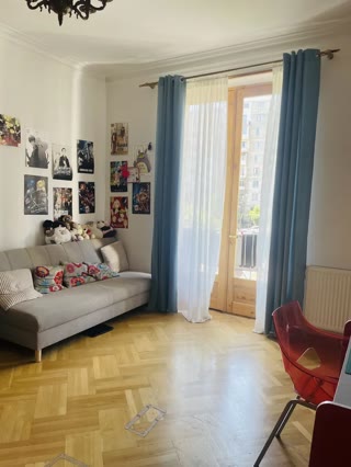 A big appartment for sale in Vake.