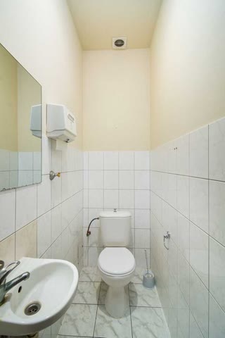 Продажа элитного офиса в центре, ул.Жилянская
