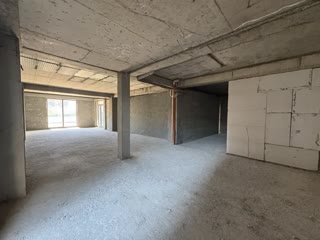 Universal commercial space for sale in Didi Dighomi