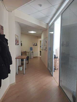 ქირავდება საოფისე ფართი საბურთალოზე