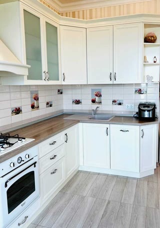 For Sale 2-room Apartment in Usadba Residential Complex, Center