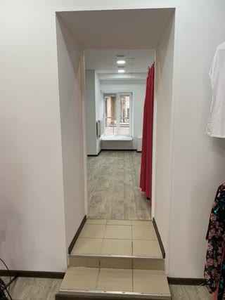 красна лінія, 15 кв