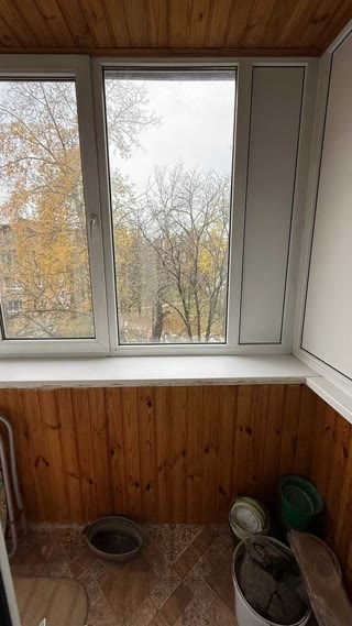 Продаж двокімнатна квартира в зеленому районі біля метро Академмістечко / Житомирська