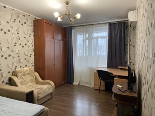 Продам 1-комнатну квартиру, ст. м. Победа, Алексеївка, проспект Перемоги