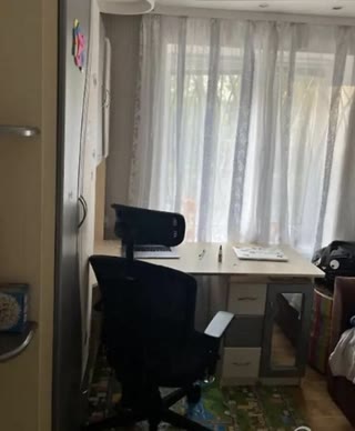 Продаж 3-к квартира Гладкова