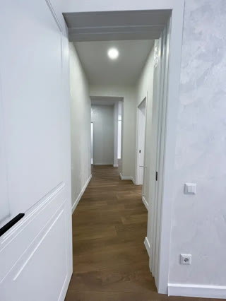 ქირავდება უნივერსალური კომერციული ფართი საბურთალოზე