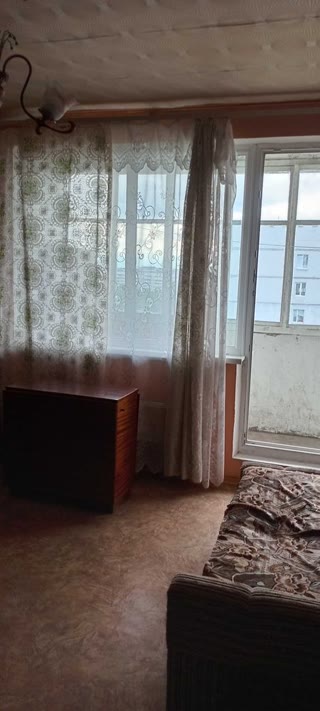 Продам 1-комнт квартиру Рогань