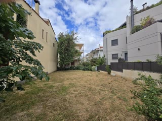 225 m² Plot
