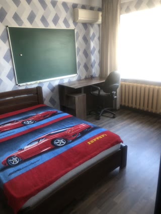 Продається 2-кімнатна квартира у Дарницькому р-ні