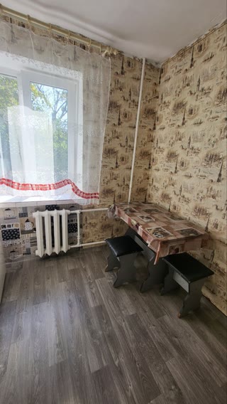 Продам 1 кімнатну квартиру на Нових Будинках