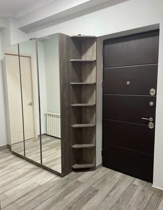 იყიდება 2 ოთახიანი ბინა საბურთალოზე