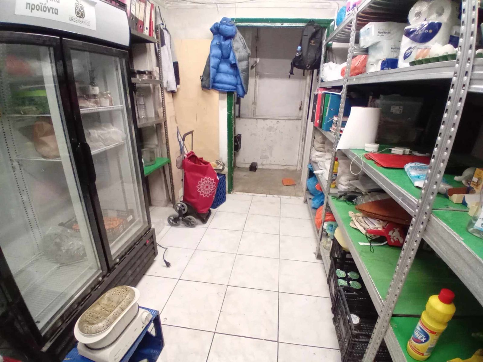 65 m² Store
