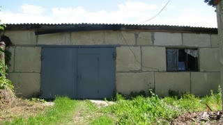 Срочно продам три здания в н