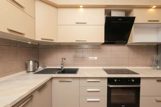 Продаж 2-кімнатної квартири в ЖК Озерний біля метро Академмістечко