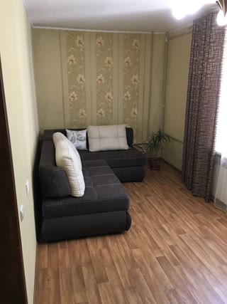 Продам 2к квартиру, Основа