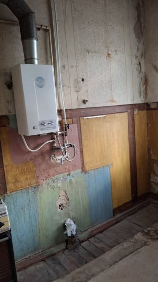 Продам 2 – кімнатну квартиру в надійній "сталінці" р – н Лиса Гора