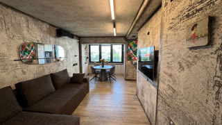For sale 3-room apartment with designer renovation in the Svyatoshynskyi district