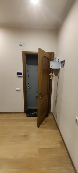 Продаж 2-кімнатна квартира біля метро Дарниця