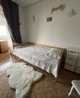 Продам 3-х кімнатну квартиру, вулиця Авіаційна ст. м. "Наукова", Центр