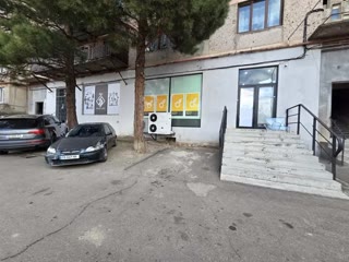 იყიდება სავაჭრო კომერციული ფართი გლდანში