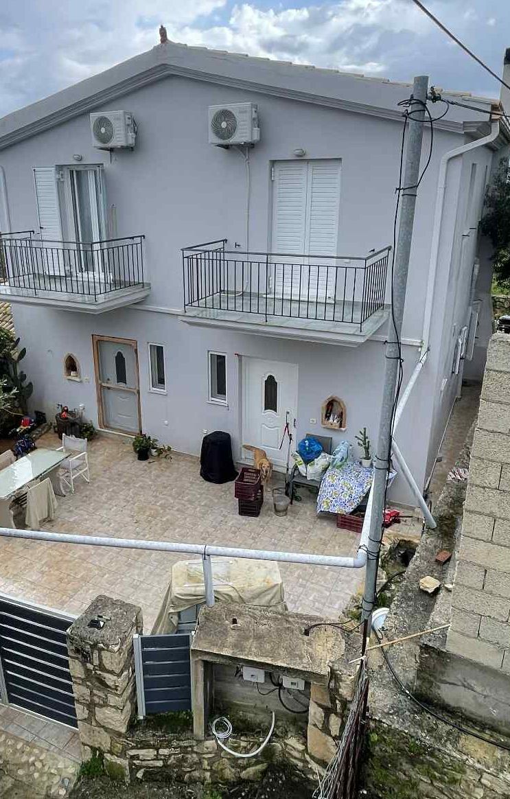 Διαμερισμάτων συγκρότημα, 160τ.μ.