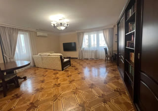 Продаж елітної 3к квартири 132 м² у житловому комплексі «Абрикос» на Позняках