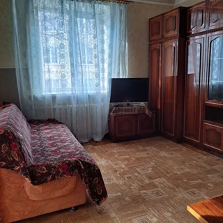 Продам 2к квартиру на Морозова