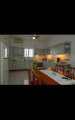 198 m² Villa